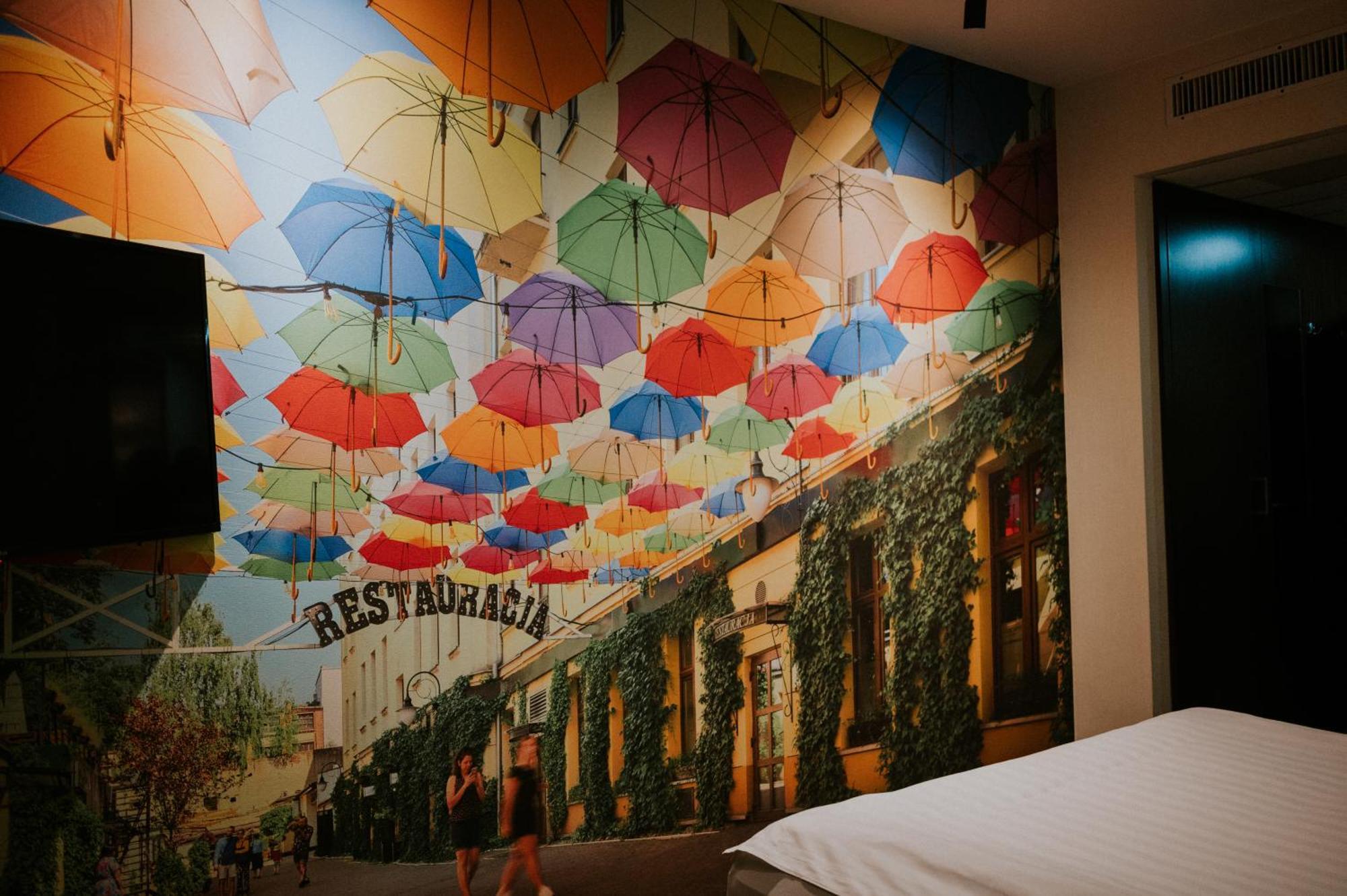 Iness Hotel Lodz  Ngoại thất bức ảnh